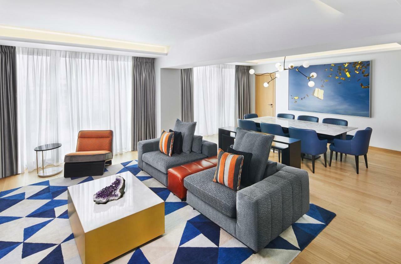 Acropolis Suite met kingsize bed