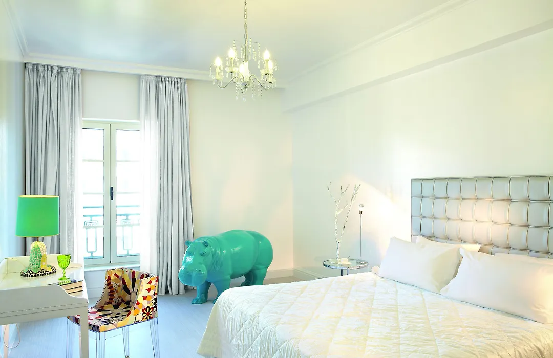 Athena, A Hotel To Live-1